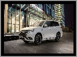 2017, Białe, Mitsubishi Outlander PHEV